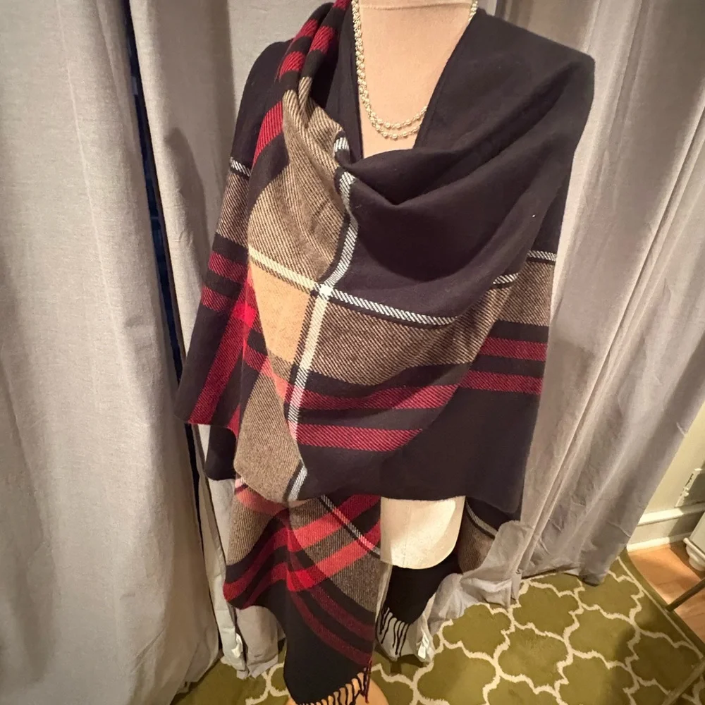 Charter Club Made in Italy Plaid Wrap/Shrug Black/Tan/Red